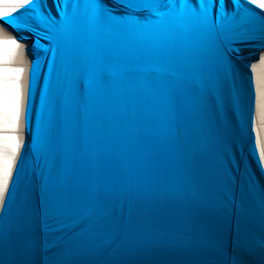 Athleta short-sleeved top.  EUC.
